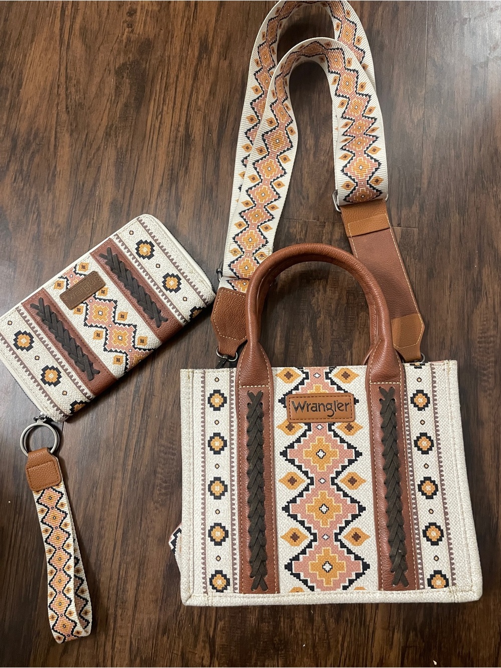 Wrangler Cream, Tan & Brown Southwestern Pattern Tote with Matching Strap